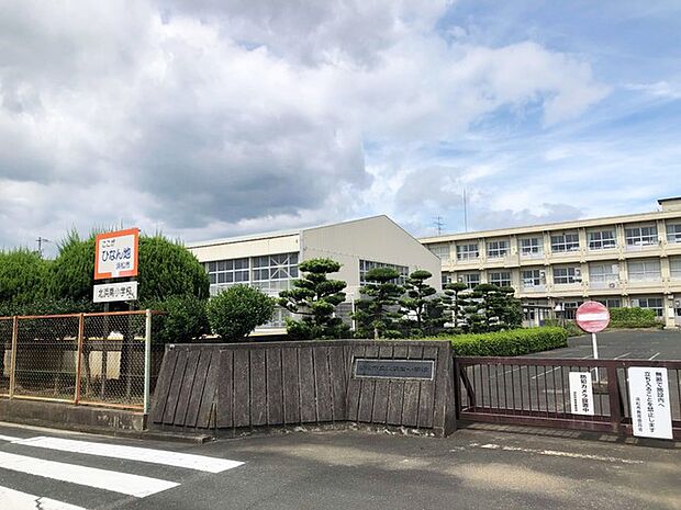 北浜南小学校(450m)