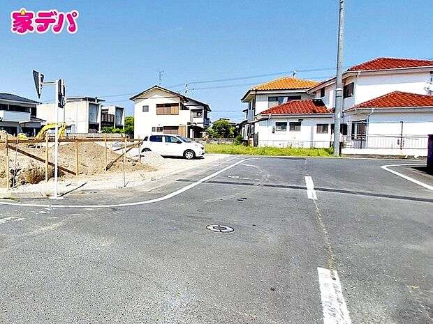 前面道路:南側約7.9m幅