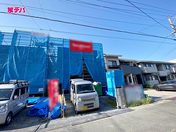 上棟しました。ご見学希望のお客様につきましては同型同仕様の物件にご案内いたします