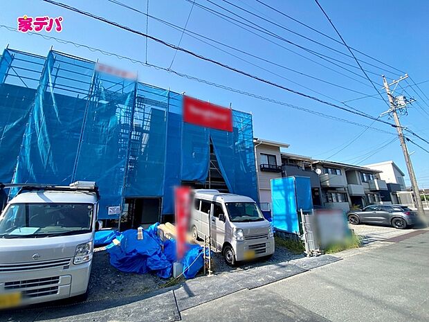 住宅ローンにご不安のあるお客様も、まずはお気軽にご相談下さい。お客様に最適な資金計画と金融機関をご案内いたします。