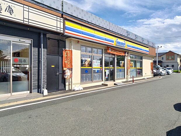 ミニストップ浜松上新屋楽園店(670m)
