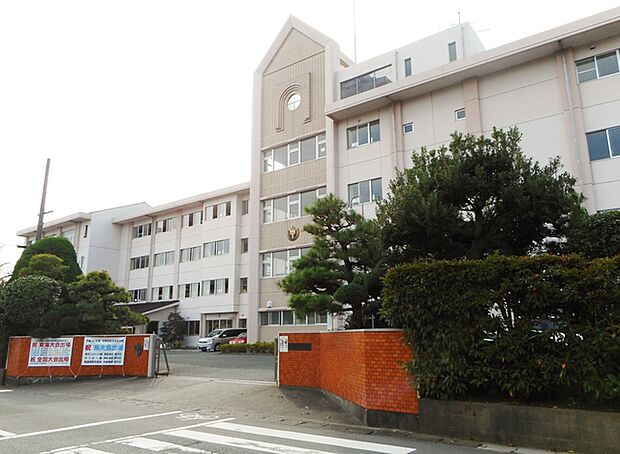 丸塚中学校(780m)