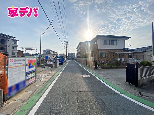 前面道路:北側約4.9m幅