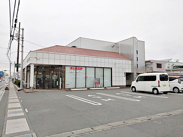 遠州信用金庫 萩丘支店(340m)