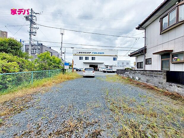 住宅ローンにご不安のあるお客様も、まずはお気軽にご相談下さい。お客様に最適な資金計画と金融機関をご案内いたします。