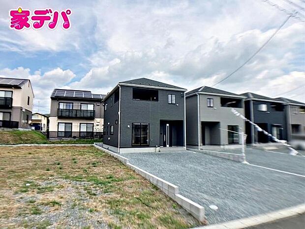 完成しました！現地ご案内いたします。周辺環境や陽当たりなどもあわせてご確認いただけます。実際の住み心地をイメージしながらご見学いただけますので、お気軽にお問い合わせください！ 