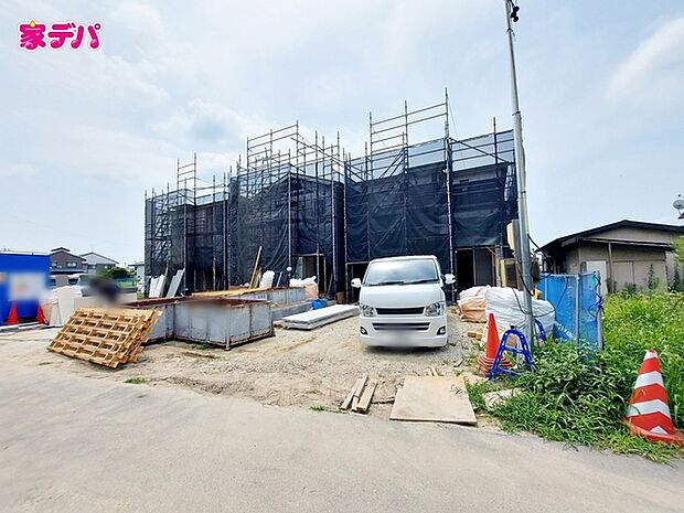 上棟しました!ご見学希望のお客様につきましては現地の他に同社の完成物件にて設備や仕様などご確認いただけます。