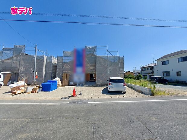 上棟しました!ご見学希望のお客様につきましては現地の他に同社の完成物件にて設備や仕様などご確認いただけます。