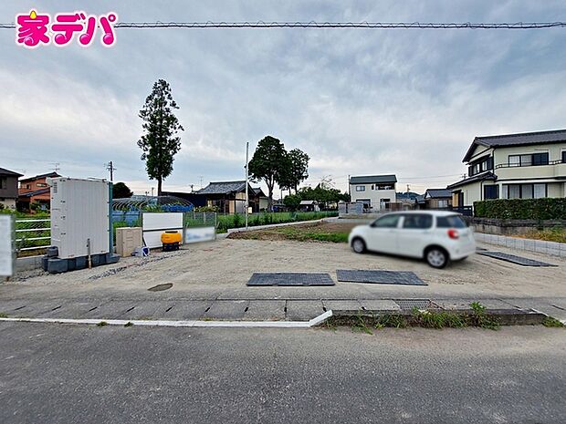 【B号棟】建築予定地です! ・4LDK ・LDK18帖、 ・パントリー ・全居室収納完備 ・WIC ・床下収納 ・駐車場並列2台可