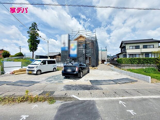 上棟しました!ご見学希望のお客様につきましては現地の他に同社の完成物件にて設備や仕様などご確認いただけます。