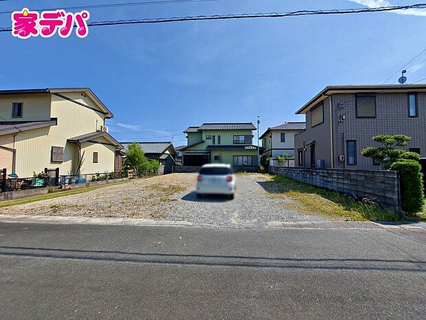 建築予定地です。ご見学希望のお客様につきましては同型同仕様の物件にご案内いたします。当日のご連絡でも対応いたします。お気軽に『家デパ』までお問い合わせ下さい！経験豊富なスタッフが対応いたします。