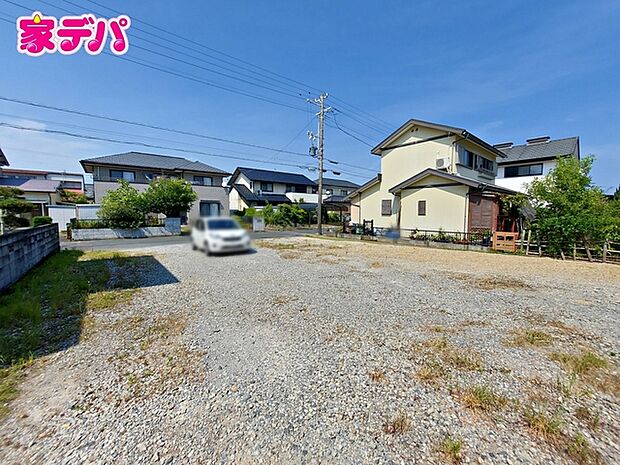 住宅ローンにご不安のあるお客様も、まずはお気軽にご相談ください。お客様に最適な資金計画と金融機関をご案内いたします。ご希望やご状況をお伺いしながら、無理のない返済計画をご提案いたします。