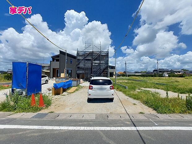 【7号棟】上棟しました! ・長期優良住宅 ・4LDK ・LDK18帖 ・全居室収納完備 ・パントリー ・WIC ・リビング収納 ・整形地 ・前面南側道路 ・ランドリールーム ・2way洗面所