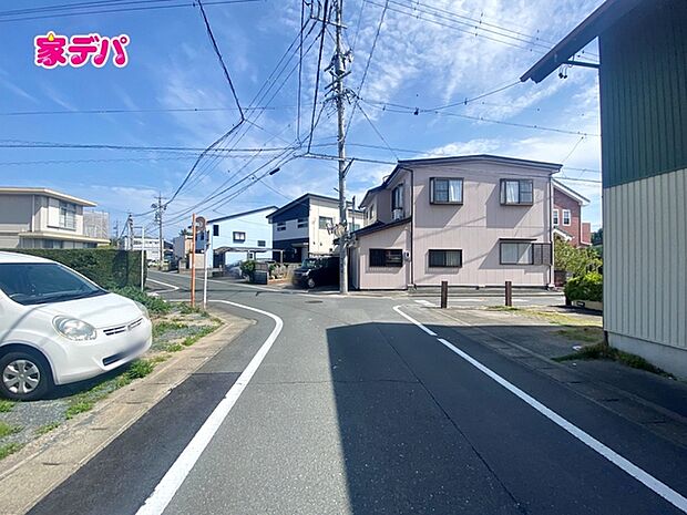 前面道路:南西側約5.9m幅
