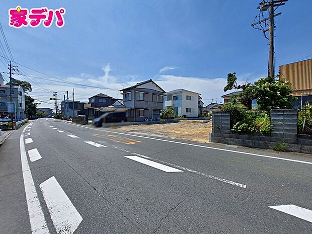前面道路:南側約7.5m幅