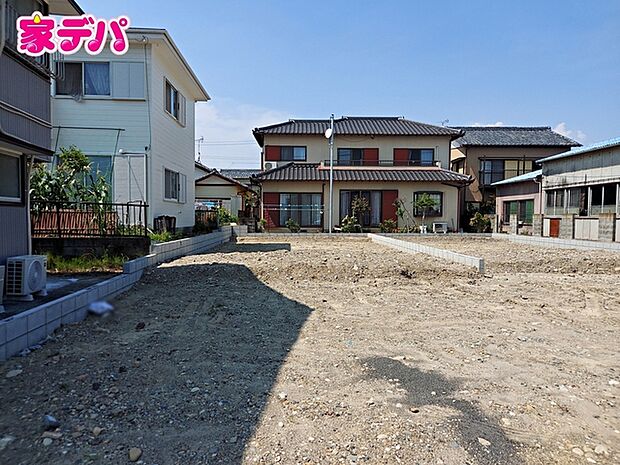 現地や周辺環境もあわせてご確認いただけます。現地ご案内いたします。お気軽にお問い合わせください。実際の陽当たりや前面道路、周辺の環境などもぜひ現地でご確認ください。スタッフが丁寧にご案内いたします。