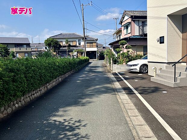 前面道路:北西側約4m幅