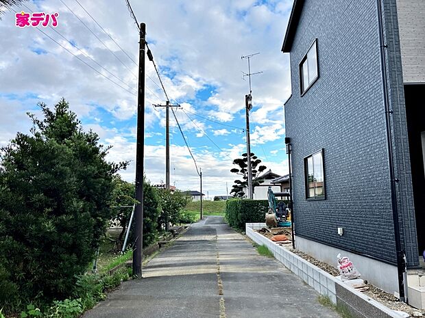 前面道路:東側約4m幅