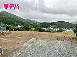 静岡県浜松市浜名区引佐町井伊谷213番1、213番2、213番4