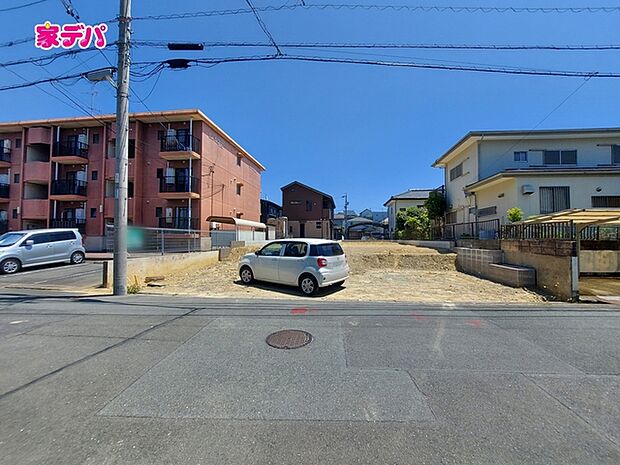 現地や周辺環境もあわせてご確認いただけます。現地ご案内いたします。お気軽にお問い合わせください。実際の陽当たりや前面道路、周辺の環境などもぜひ現地でご確認ください。スタッフが丁寧にご案内いたします。