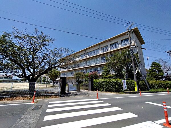 浜名小学校（930m）