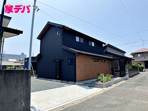 現地や周辺環境もあわせてご確認いただけます。現地ご案内いたします。お気軽にお問い合わせください。実際の陽当たりや前面道路、周辺の環境などもぜひ現地でご確認ください。スタッフが丁寧にご案内いたします。