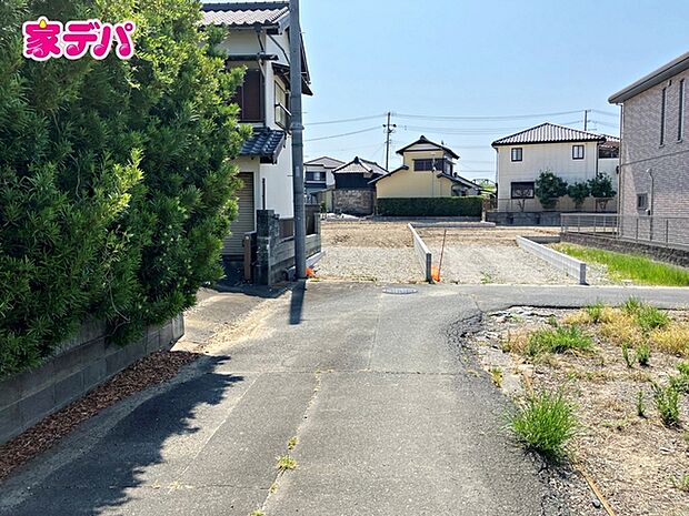 【新築分譲全4棟】ご成約キャンペーン実施中。詳細はスタッフまでお問合せ下さい!間取りや設備等の詳細など、お気軽にお問合せ・ご相談ください。お客様の住まい探しを丁寧にお手伝いいたします。