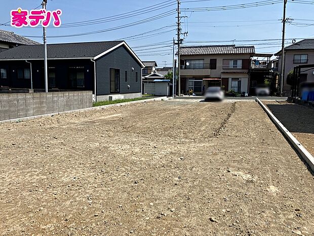 【新築分譲全4棟】ご成約キャンペーン実施中。詳細はスタッフまでお問合せ下さい！間取りや設備等の詳細など、お気軽にお問合せ・ご相談ください。お客様の住まい探しを丁寧にお手伝いいたします。 
