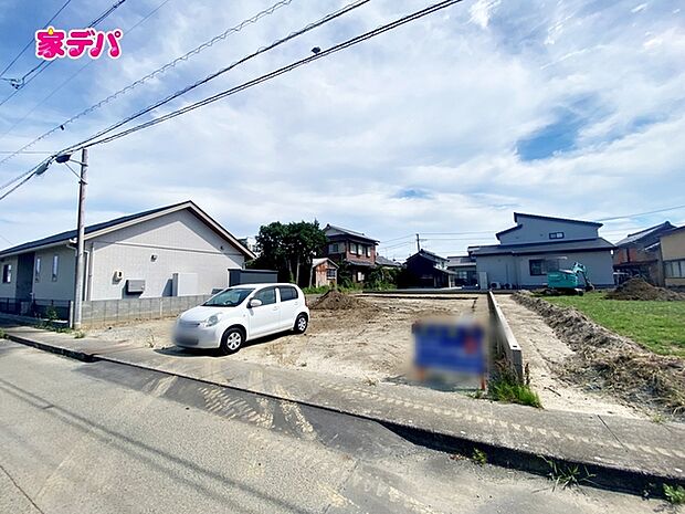 現地や周辺環境もあわせてご確認いただけます。現地ご案内いたします。お気軽にお問い合わせください。実際の陽当たりや前面道路、周辺の環境などもぜひ現地でご確認ください。スタッフが丁寧にご案内いたします。