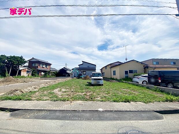 建築予定地です。ご見学希望のお客様につきましては同型同仕様の物件にご案内いたします。当日のご連絡でも対応いたします。お気軽に『家デパ』までお問い合わせ下さい!経験豊富なスタッフが対応いたします。