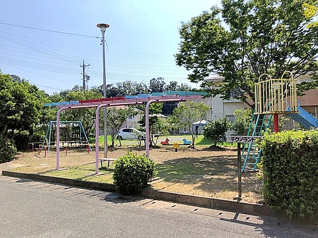 テクノランド西公園(1810m)