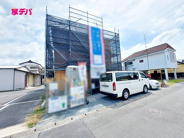 現地や周辺環境もあわせてご確認いただけます。現地ご案内いたします。お気軽にお問い合わせください。実際の陽当たりや前面道路、周辺の環境などもぜひ現地でご確認ください。スタッフが丁寧にご案内いたします。