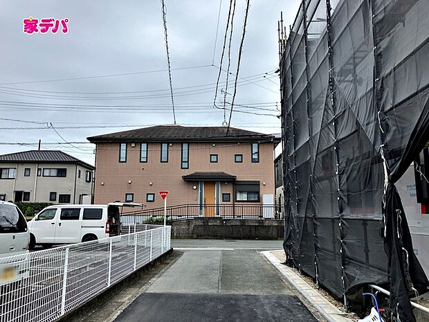 前面道路:東側約4m幅