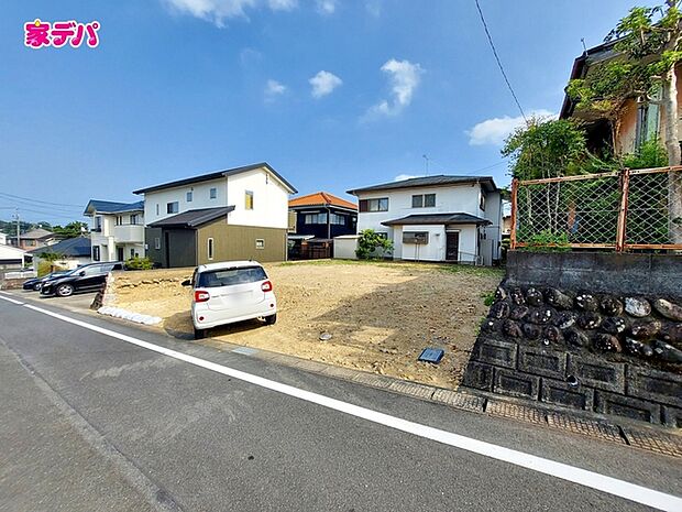 地域に密着した不動産会社として、お客様のニーズに合わせた住まい探しを、経験豊富なスタッフが丁寧にサポートします。住まいに関することはお気軽にご相談ください!資料のご請求も迅速に対応させていただきます。