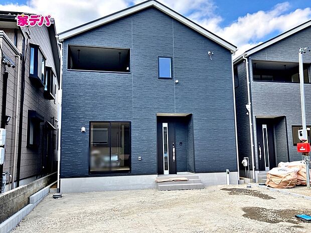 足場が外れました！現地ご案内いたします。周辺環境や陽当たりなどもあわせてご確認いただけます。実際の住み心地をイメージしながらご見学いただけますので、お気軽にお問い合わせください！ 