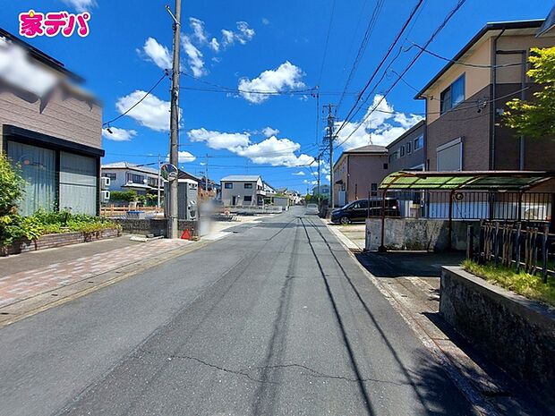 前面道路:南側約5.9m幅