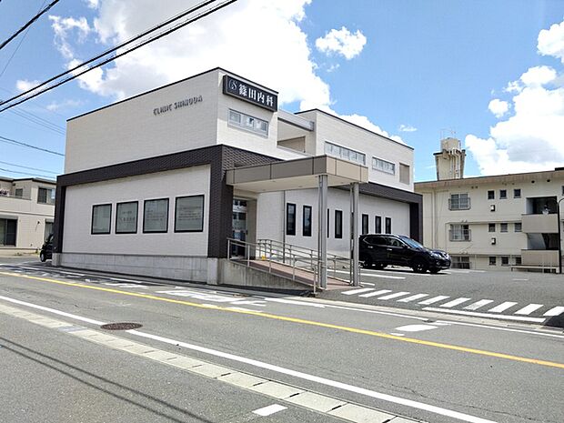篠田内科(390m)