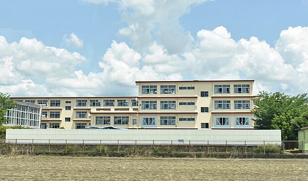 中郡小学校(1410m)