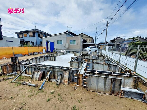 現地や周辺環境もあわせてご確認いただけます。現地ご案内いたします。お気軽にお問い合わせください。実際の陽当たりや前面道路、周辺の環境などもぜひ現地でご確認ください。スタッフが丁寧にご案内いたします。 