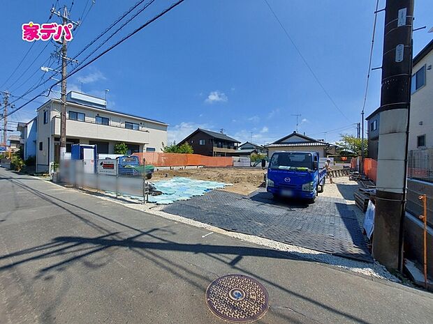 建築予定地です。ご見学希望のお客様につきましては同型同仕様の物件にご案内いたします。当日のご連絡でも対応いたします。お気軽に『家デパ』までお問い合わせ下さい！経験豊富なスタッフが対応いたします。