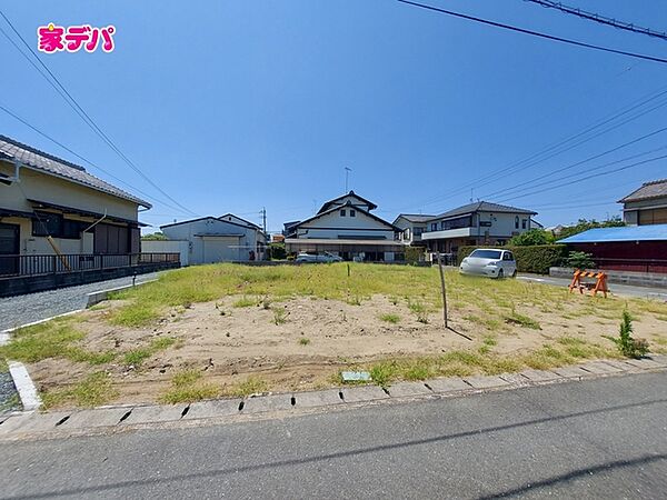 地域に密着した不動産会社として、お客様のニーズに合わせた住まい探しを、経験豊富なスタッフが丁寧にサポートします。住まいに関することはお気軽にご相談ください！資料のご請求も迅速に対応させていただきます。