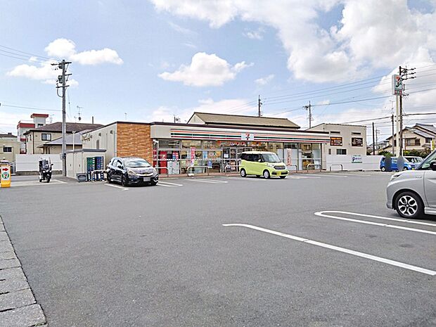 セブンイレブン浜松幸町店（520m）