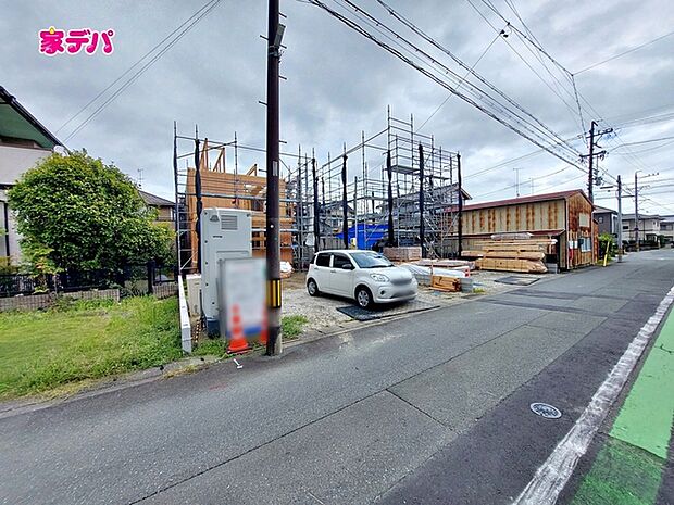 現地や周辺環境もあわせてご確認いただけます。現地ご案内いたします。お気軽にお問い合わせください。実際の陽当たりや前面道路、周辺の環境などもぜひ現地でご確認ください。スタッフが丁寧にご案内いたします。 