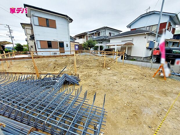現地や周辺環境もあわせてご確認いただけます。現地ご案内いたします。お気軽にお問い合わせください。実際の陽当たりや前面道路、周辺の環境などもぜひ現地でご確認ください。スタッフが丁寧にご案内いたします。 
