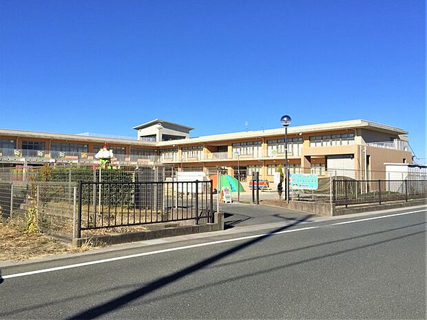 平和こども園(720m)