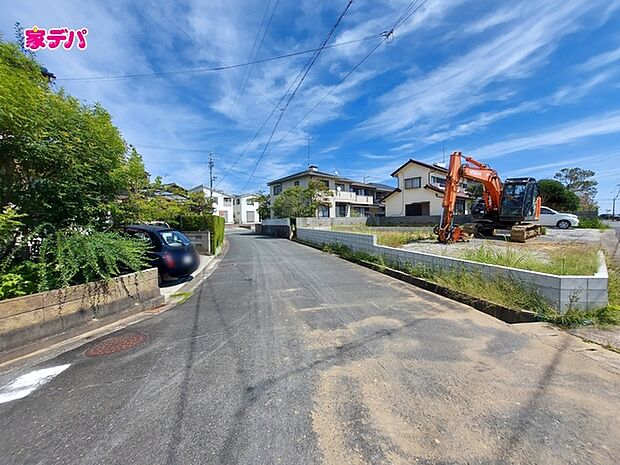 前面道路：北西側約5.9ｍ幅