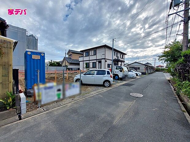 現地や周辺環境もあわせてご確認いただけます。現地ご案内いたします。お気軽にお問い合わせください。実際の陽当たりや前面道路、周辺の環境などもぜひ現地でご確認ください。スタッフが丁寧にご案内いたします。