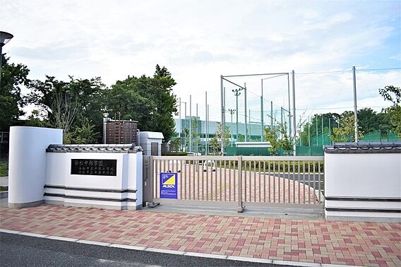 中部小学校（8...