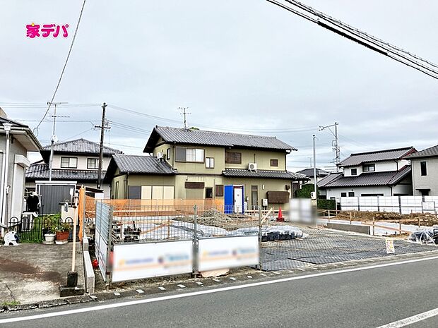 現地や周辺環境もあわせてご確認いただけます。現地ご案内いたします。お気軽にお問い合わせください。実際の陽当たりや前面道路、周辺の環境などもぜひ現地でご確認ください。スタッフが丁寧にご案内いたします。