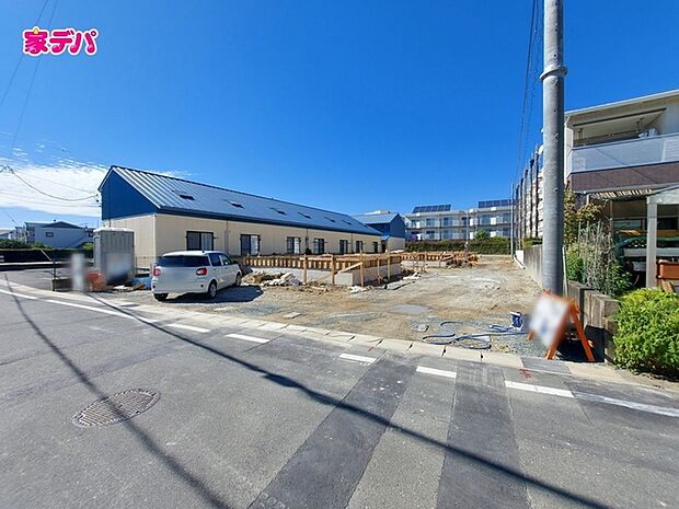 【新築分譲全4棟】ご成約キャンペーン実施中。詳細はスタッフまでお問合せ下さい！間取りや設備等の詳細など、お気軽にお問合せ・ご相談ください。お客様の住まい探しを丁寧にお手伝いいたします。 